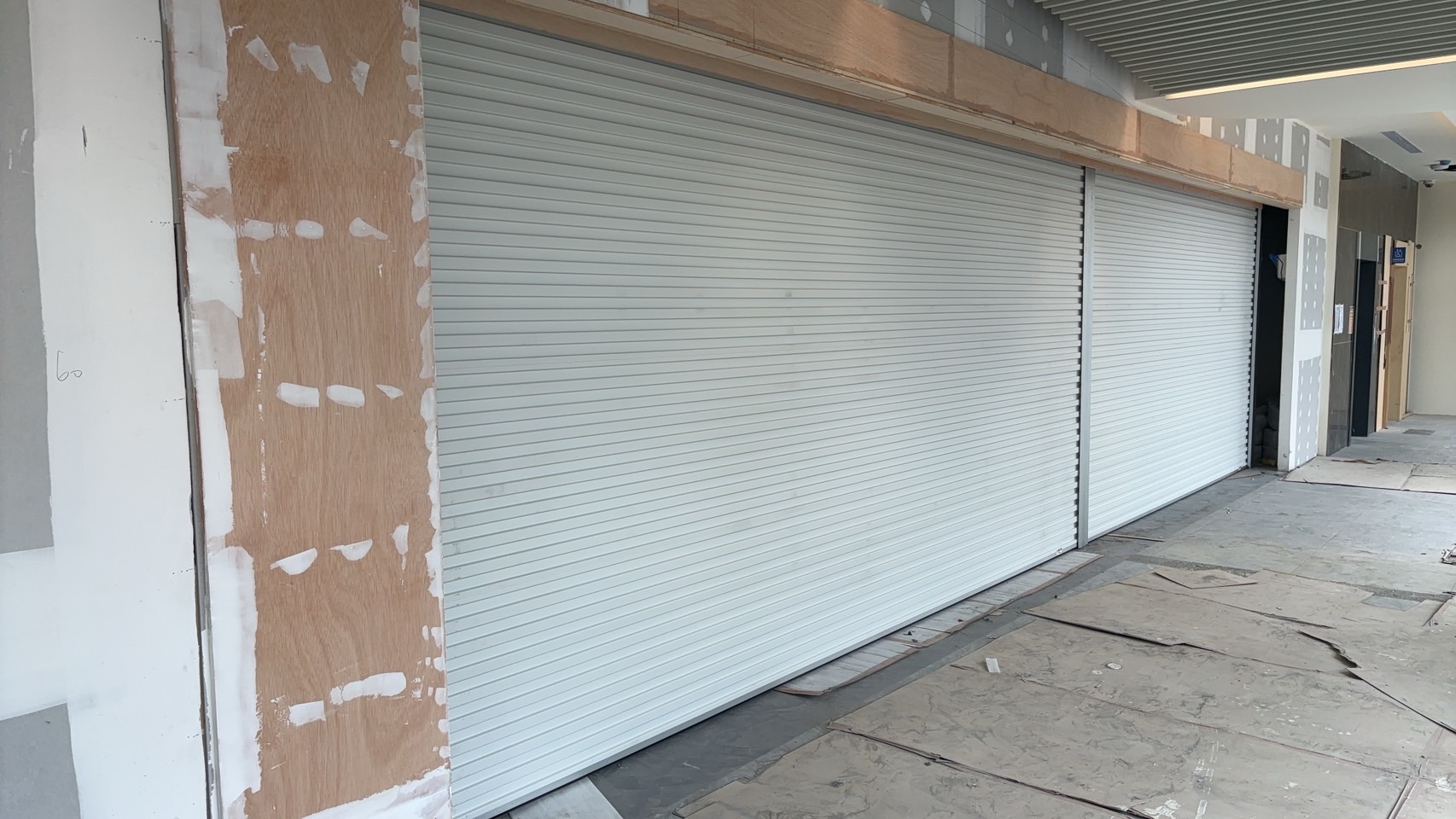 台北鍍鋁金捲門維修